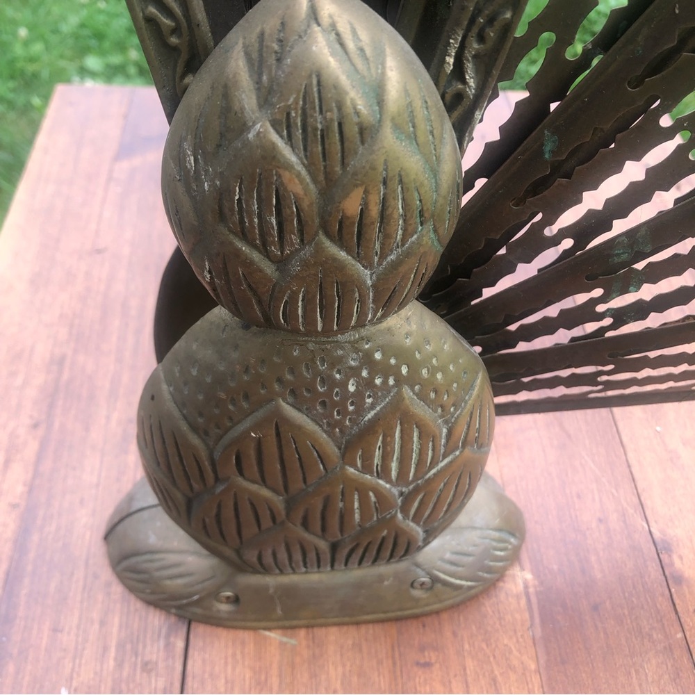 Vintage MCM Brass Fireplace Screen Pineapple - Picture 11 of 16